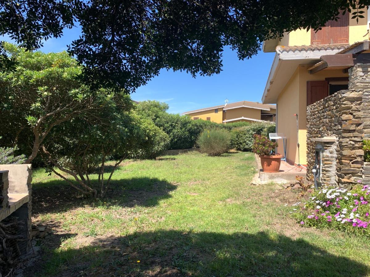 Ferienwohnung L' Elicriso, A Pochi Passi Dal Mare Con Giardino Privato - The Elicriso, A Few Meters From The Sea, With Private Garden Stintino Exterior foto